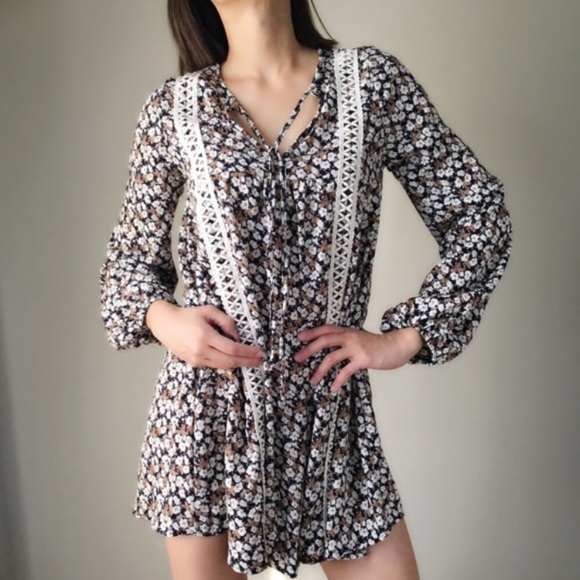 BOHO GYPSY  FLORAL PRINT MINI DRESS - Picture 4 of 4